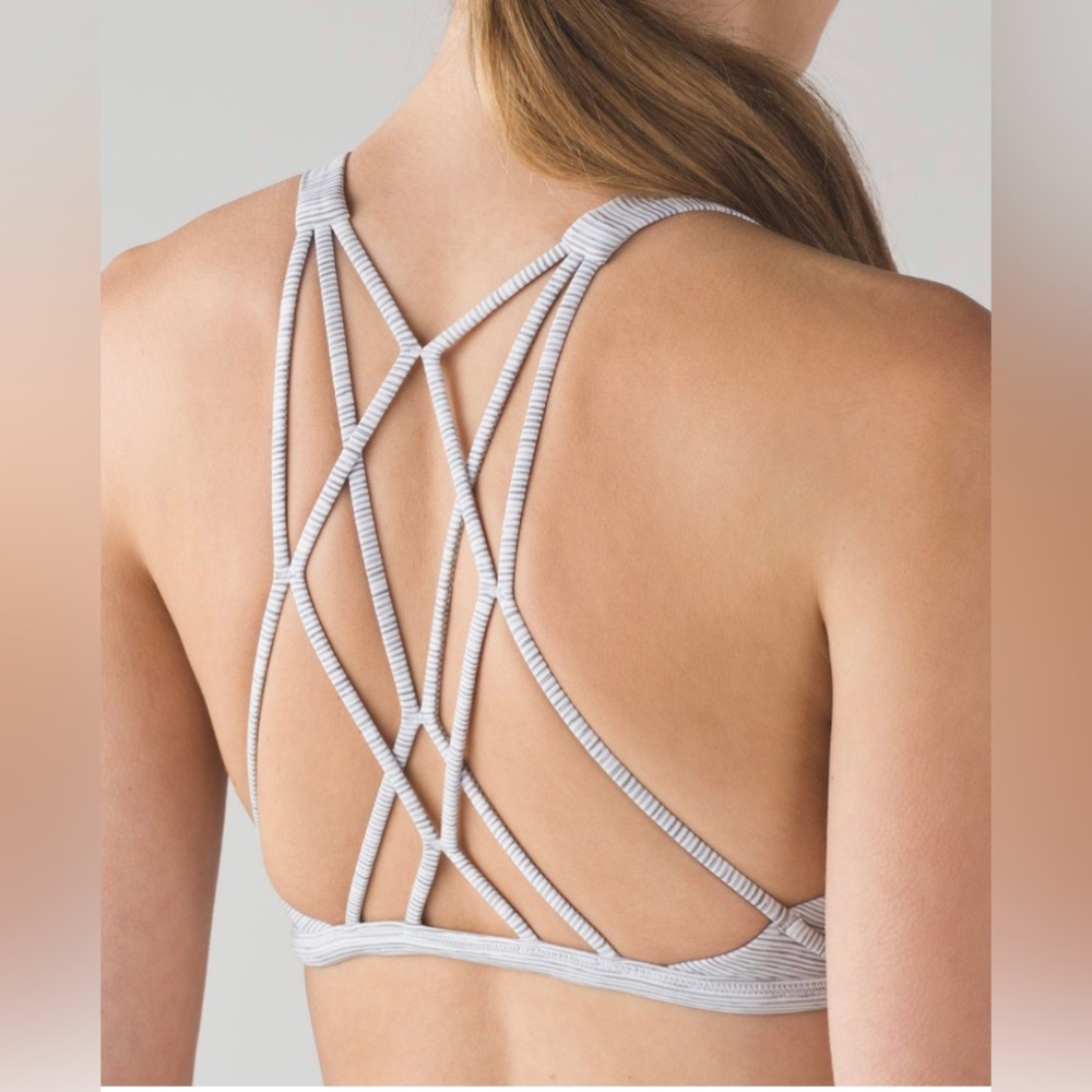 Lululemon Free to Be Zen Bra | Size 6 | Wee are from Space